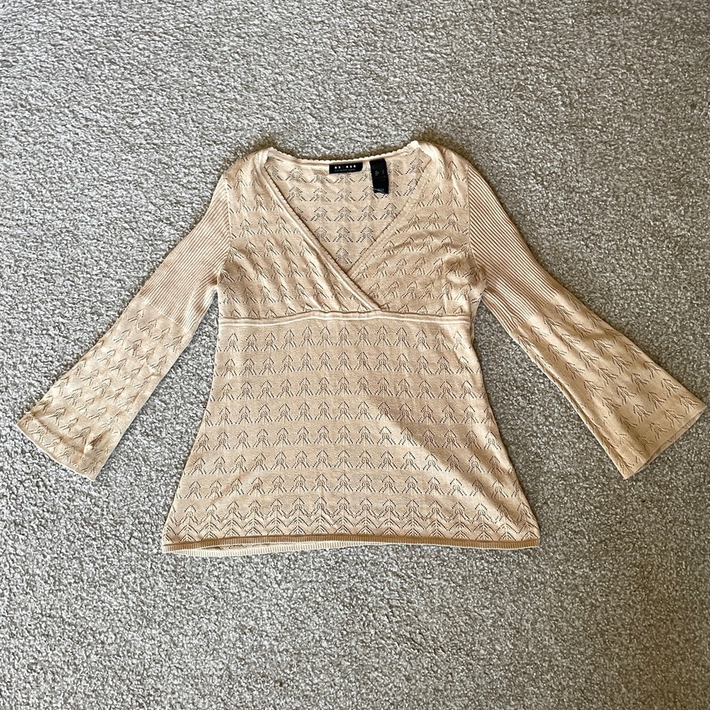 Adorable Y2K/90s Light Brown Knit Top